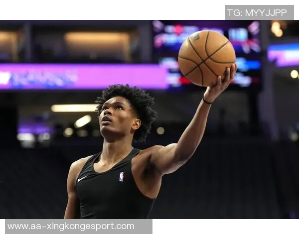 阿门谈范弗里特受伤后心态调整努力成为场上教练并减少失误 阿门谈范弗里特受伤后心态调整努力成为场上教练并减少失误