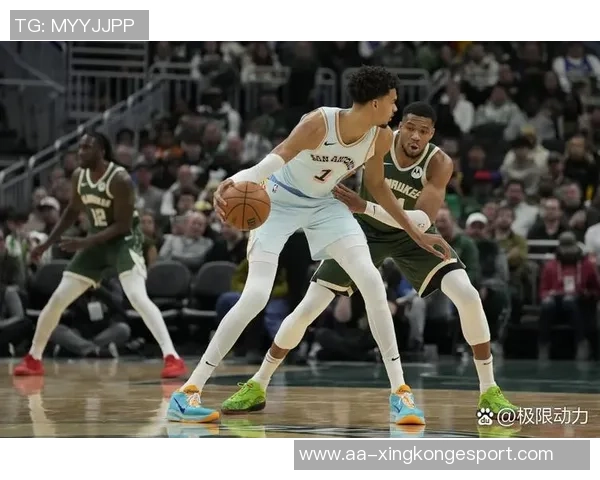 文班谈球队战术多样性认为马刺的纯粹篮球更符合战术本质与发展方向 文班谈球队战术多样性认为马刺的纯粹篮球更符合战术本质与发展方向