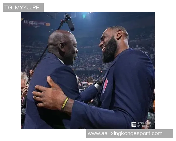 夸梅布朗谈科比遭黑与詹姆斯遭遇引发的争议与双标现象