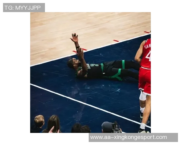 杰伦布朗状态火热助力球队东部第2场均30分10板表现引人瞩目 杰伦布朗状态火热助力球队东部第2场均30分10板表现引人瞩目