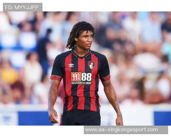 米兰有意引进曼城后卫阿克球员愿意降薪以求稳定出场机会 米兰有意引进曼城后卫阿克球员愿意降薪以求稳定出场机会